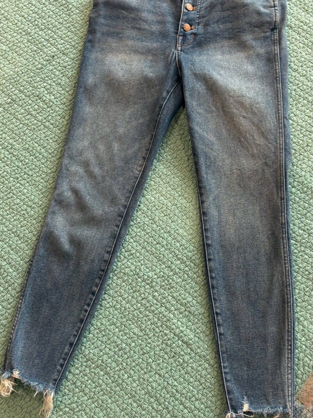 Madewell women’s Faded Indigo Skinny Jeans